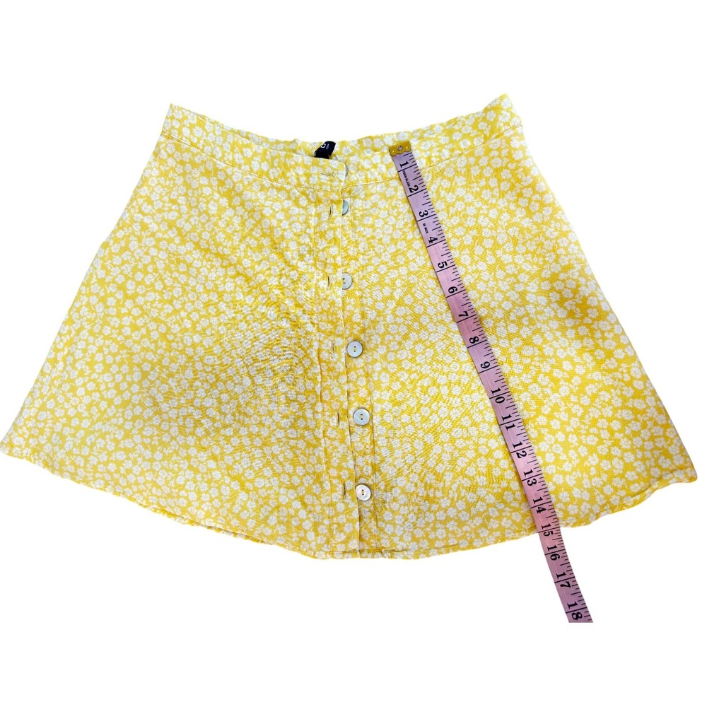 Skirt H&M Divided Yellow Floral Button Front Mini Skirt Size 6 Womens Viscose - Picture 8 of 9